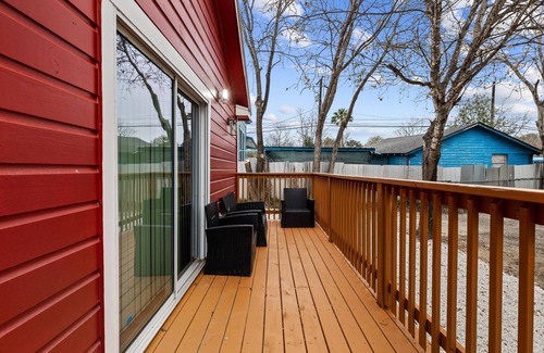 Near East Side Casa | Inviting 4BR 2 5BA Downtown Home With Ample Space