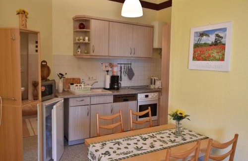 Bastorf Apartamento | Inviting apartment in Wendelstorf with communal garden