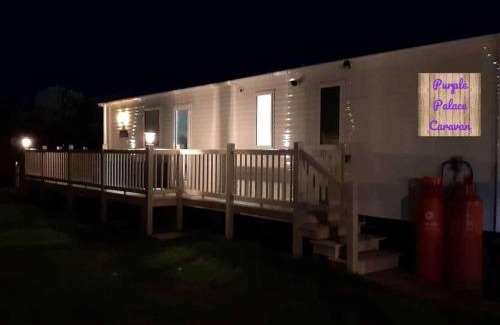 Skegness Casa | Inviting beautiful 3-Bed Caravan in Ingoldmells