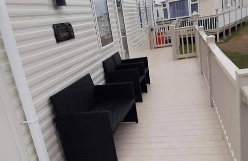 Skegness Cabina | Inviting beautiful 3-Bed Caravan in Ingoldmells