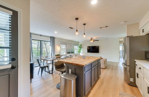 Fortson Casa | Inviting Columbus Home w/ Deck: 7 Mi to Downtown!