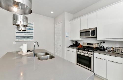 Reunion Apartamento | Inviting Condo near Disney with Resort & Waterpark Access - B52-103