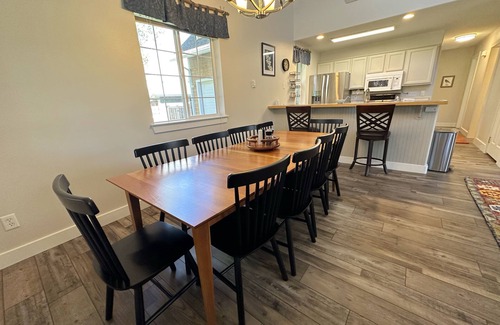 Creekside Meadows Casa | Inviting Family Retreat w/Hot Tub in Driggs