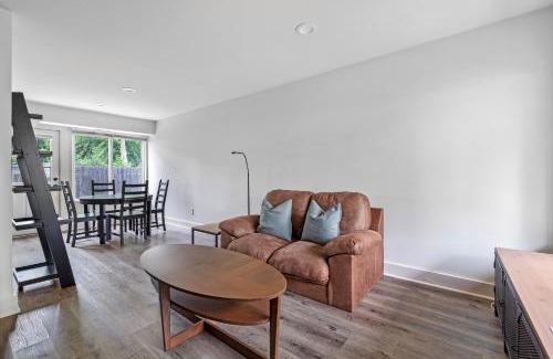 Ponderosa - Wingate Apartamento | Inviting Home 312D Close to Charlottes Uptown