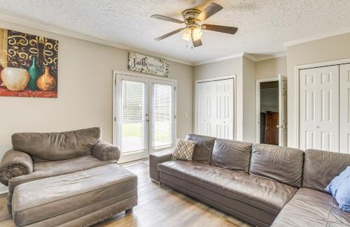 Jacksonville Casa | Inviting Jacksonville Home Less Than Half Mi to University