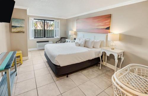 Litchfield by the Sea Apartamento | Inviting Retreat Resort View King Rm 1st Floor