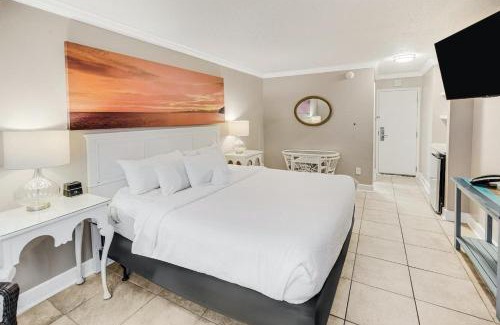Litchfield by the Sea Apartamento | Inviting Retreat Resort View King Rm 1st Floor