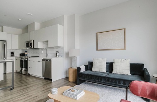 Revere Apartamento | Inviting Revere 1BR w/ Gym, EV Charging, Pool, W/D, by Blueground