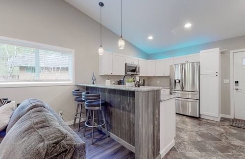 Mason County Casa | Inviting riverfront home with full kitchen, firepit, W/D, & dog-friendly