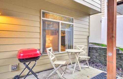 Hazel Dell Apartamento | Inviting Studio with Patio, 15 Mi to Portland!