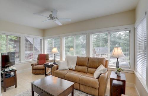 Summer Village Casa | Inviting Summer Village Cottage Golf Cart and More!