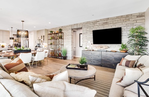 North Scottsdale Casa | Inviting townhouse with pool, hot tub, balcony, central AC, & W/D