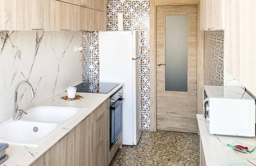 Platja de Piles Apartamento | Inviting vacation apartment with sea view.
