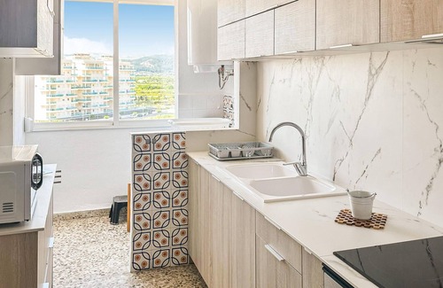 Platja de Piles Apartamento | Inviting vacation apartment with sea view.