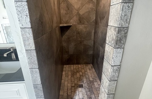 Edmond Casa | Inviting, well equipped, sleeps 8 + comfortably w/ access to Edmond/OKC in mins.