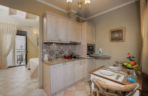 Rethymno Hotel | Ionia Suites