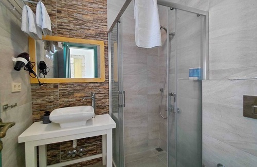 Tokoglu Hotel | Ionic Hotel