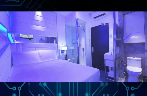 Balibago Hotel | iOtel Luxury Kiosk Hotel