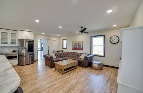 Renner Casa | Iowa Family Home w/ Valley Views & Rooftop Deck