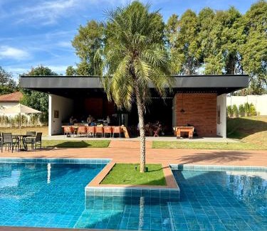 Boituva Casa | IPÊ GARDEN 10 Suites Piscina Churrasqueira
