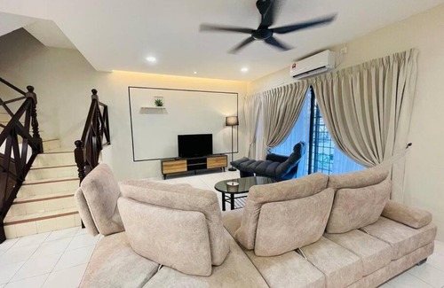 Ipoh Casa | Ipoh 42 Symphony 12pax 4Bedroom 3bathroom 3carpark