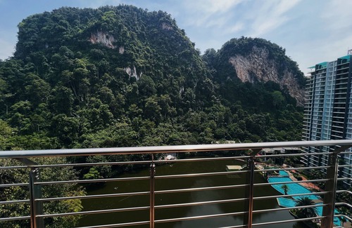 Hulu Kinta Condominio | Ipoh The Haven Lakeside Apt Mountain View 3-7 pax