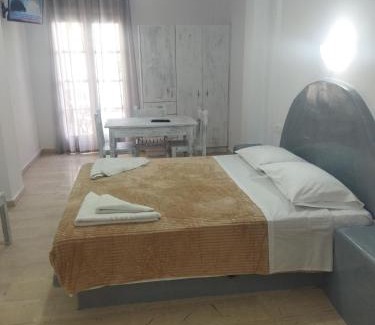 Kamari Apartamento | Ira Apartments