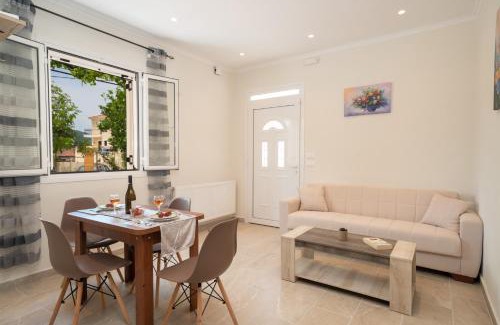 Sami Casa | Ira's House