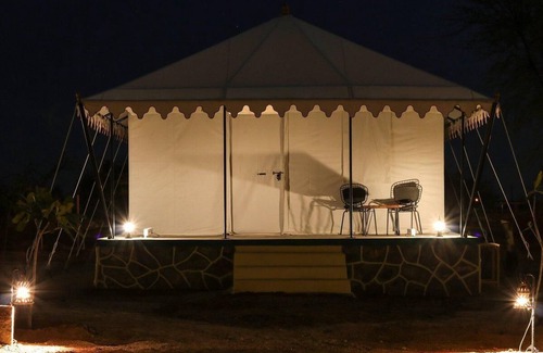 Jhusi Cabaña | IRCTC Tent City Prayagraj