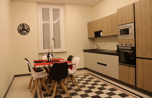 Testaccio Apartamento | Irene's Home The Retreat is a modern and refined vacation home in Testaccio