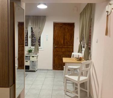 Spata-Artemida Apartamento | Irene's Studio