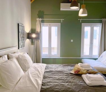 Lesvos Apartamento | Iriki Loft, ένας ατμοσφαιρικός ρετρό χώρος στην Ερμού