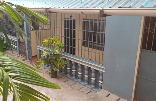 Douala Apartamento | Irina Blessed Homes : 1-bedroom apartment in Douala Bonanjo with WiFi, AC