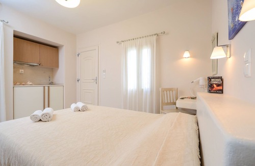 Plaka Casa | Irini Studios