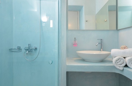 Plaka Casa | Irini Studios