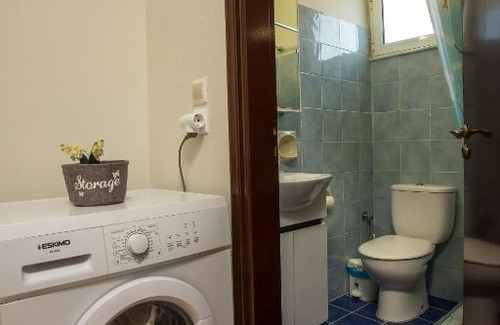 Petaloudes Apartamento | Irinis studio