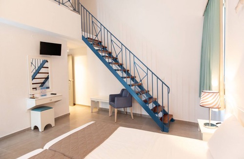 Skiathos Hotel | IRIS skiathos Maisonette Apartamento de dos niveles