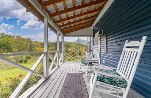 Lexington Cabaña | Irish Farmhouse - Lexington VA