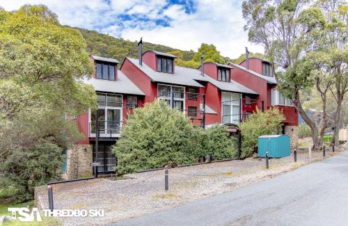 Thredbo Chalet De Esquí | Ironmongie 1 JackFrost