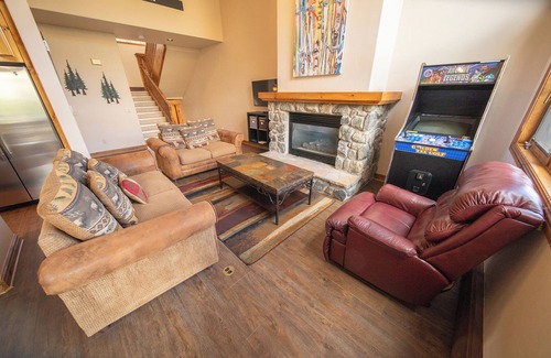 Mountain House Apartamento | Ironwood 2996