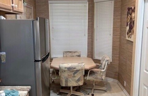 Tropical Cove Condominio | Ironwood Inn at Lexington CC Golf Village