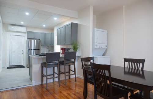 Troy Apartamento | Ironworks Urban Retreat|Pet Friendly|RPI|Hospitals