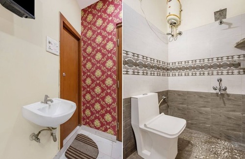 Kukatpally Housing Board Colony Hotel | iROOMZ Hotel Mouli Grand
