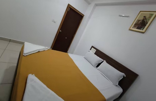 Chikkamagaluru Hotel | iROOMZ Relax Inn Lodge