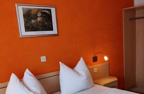 Sankt Georgen im Attergau Apartamento | Irrsee - Frühstückspension Holzapfel
