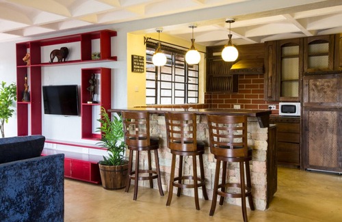 Ngelani Casa | Isaac House -: Hermosa casa de campo rústica al pie de las colinas de Lukenya