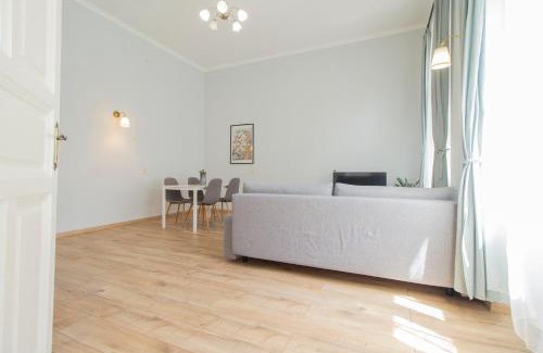 Terezvaros Apartamento | Isabella Suite with AC