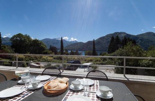 Azzano Casa | IsaBellaVista - Mezzegra, Tremezzina by LoveComo