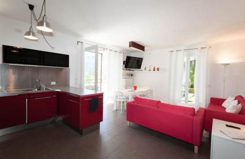 Azzano Casa | IsaBellaVista - Mezzegra, Tremezzina by LoveComo