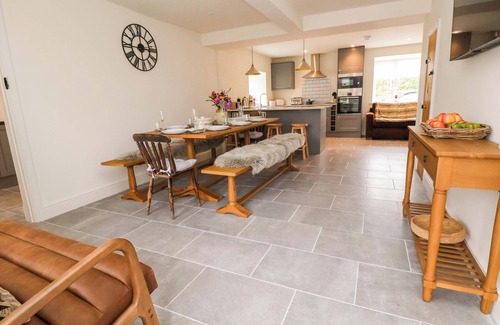 Nercwys Casa | ISFRYN, family friendly, character holiday cottage in Nercwys